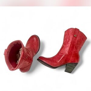 Gianni Bini Red Heeled Boots